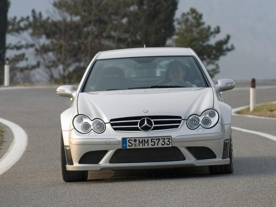  Mercedes-Benz CLK63 AMG Black Series 2008 года  (фото 4 из 37)